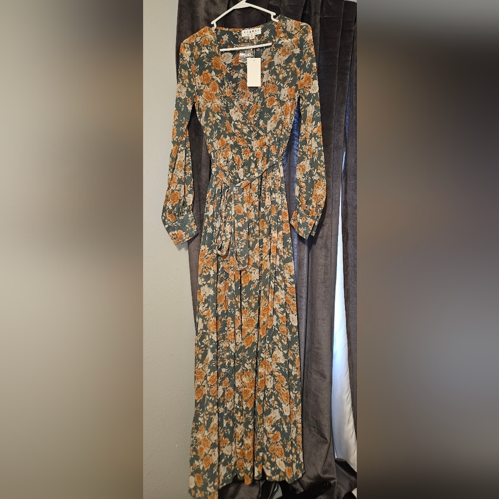 NWT Fall floral maxi